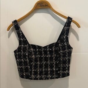 Abercrombie & Fitch Black and White Plaid Crop Top size small